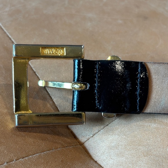 Brooks Brothers Black Patent Leather Belt with Gold Buckle main image 8